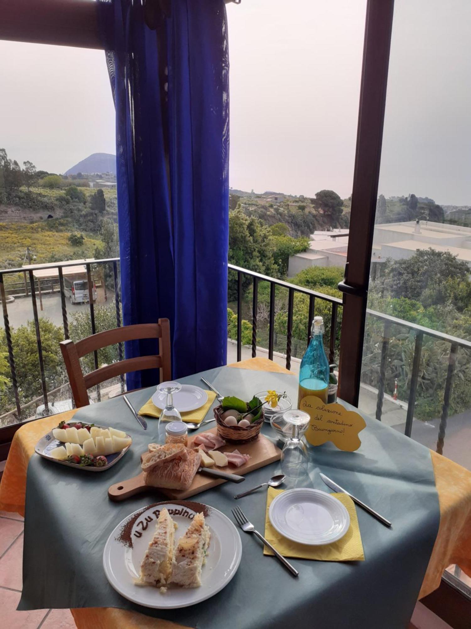 Agriturismo U Zu Peppino Lipari  Eksteriør bilde